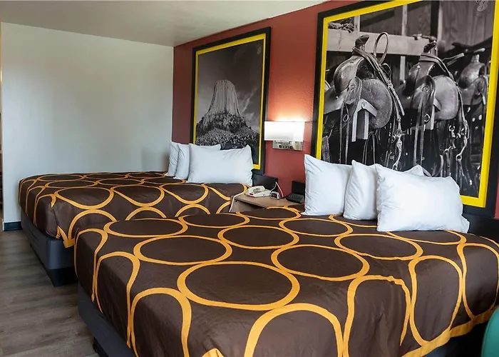 Hotel Super 8 *